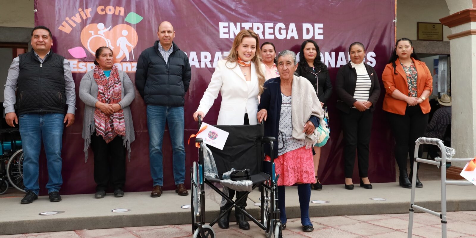 Entrega DIF Colón Aparatos Funcionales “Vivir con Esperanza”