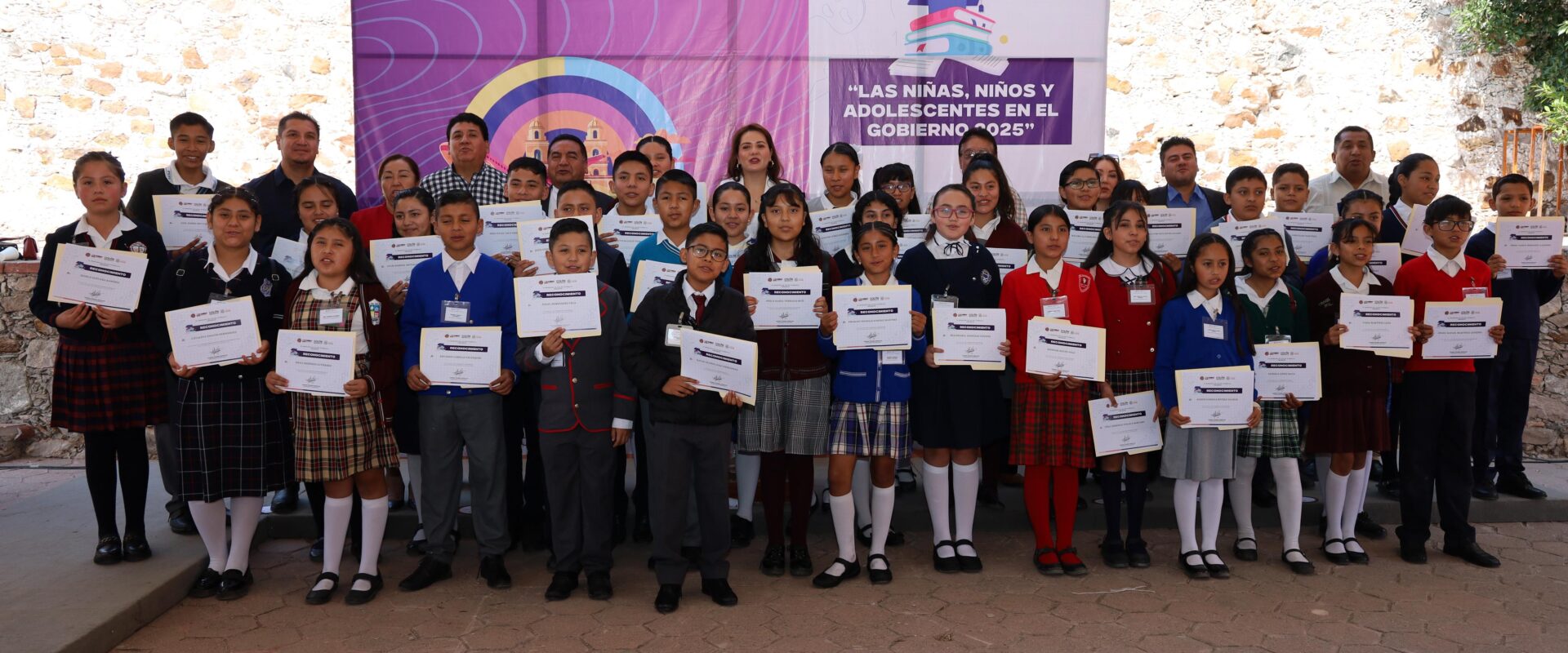 Niñas, Niños y Adolescentes en el Gobierno de Colón