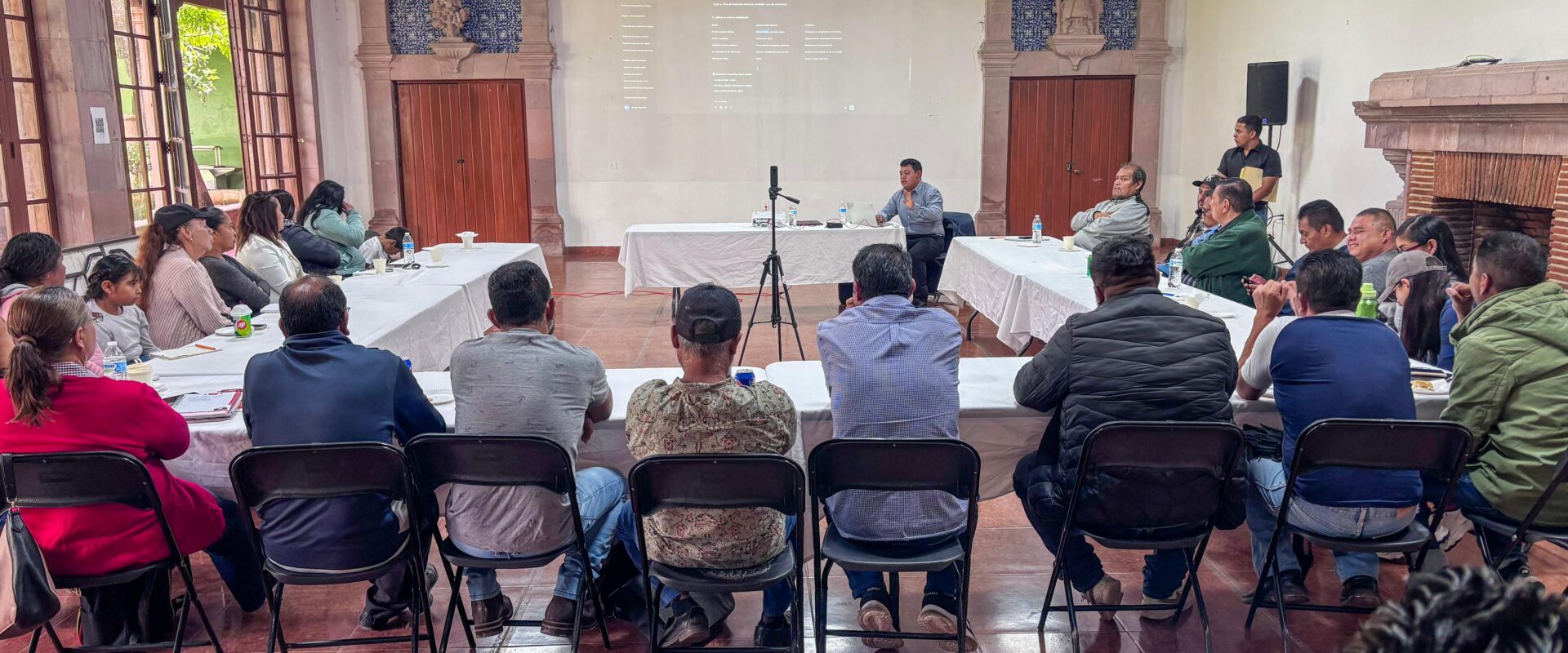 Gobierno de Colón Impulsa la Innovación y la Transparencia con Curso de Capacitación para Autoridades Auxiliares