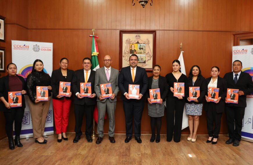 Entrega Gaspar Trueba el Primer Informe de Gobierno al Ayuntamiento
