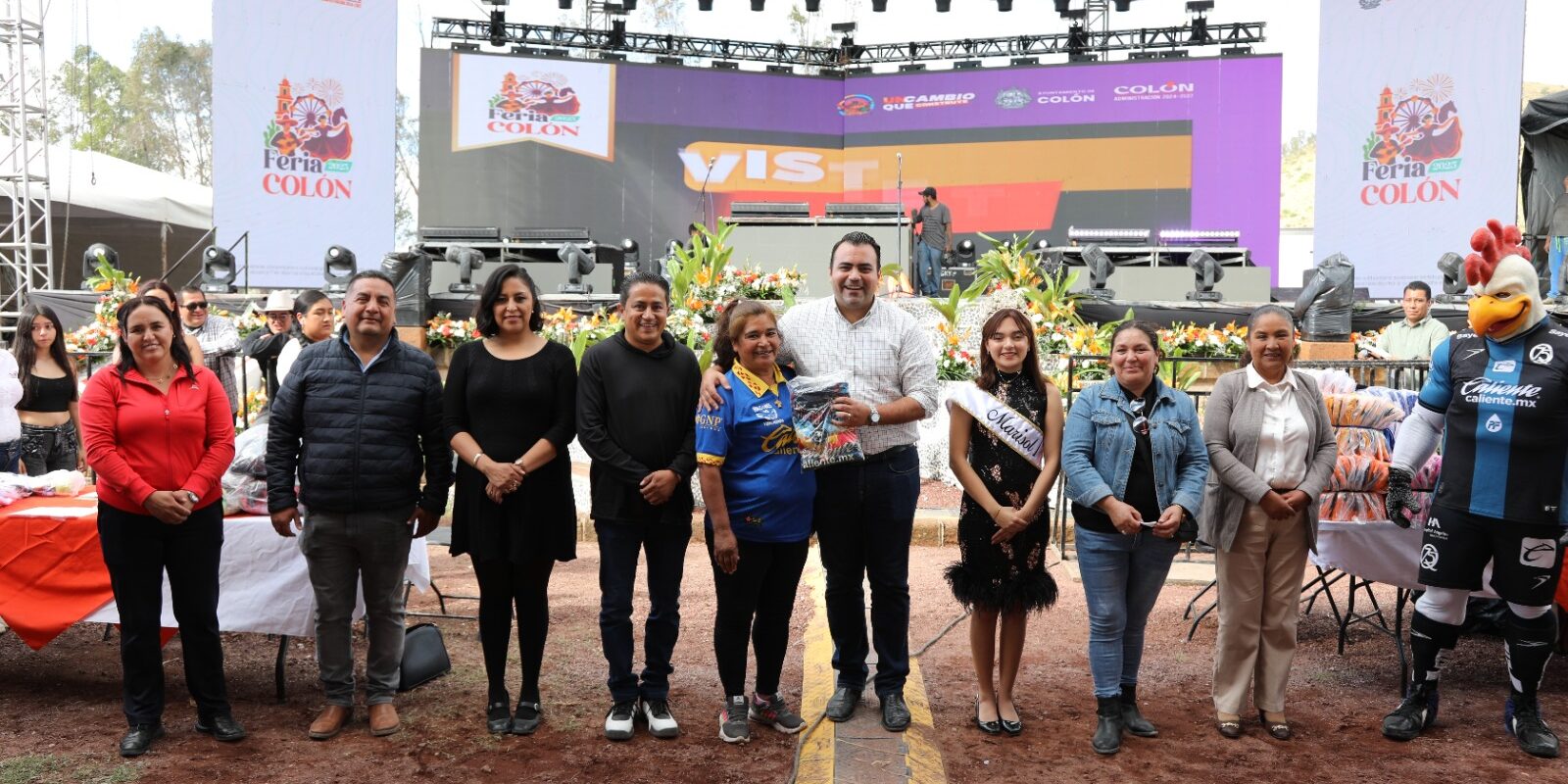 Entrega Gaspar Trueba Uniformes Deportivos Gratuitos a Más de 5 Mil Deportistas en la Feria Colón 2025