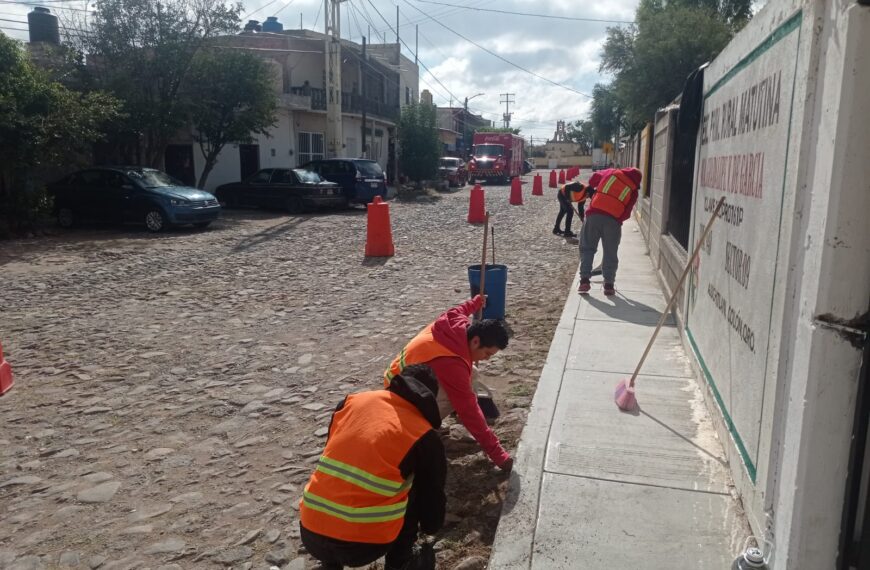 Participan Comités de Colón para la Mejora en Educación Vial de Ajuchitlán