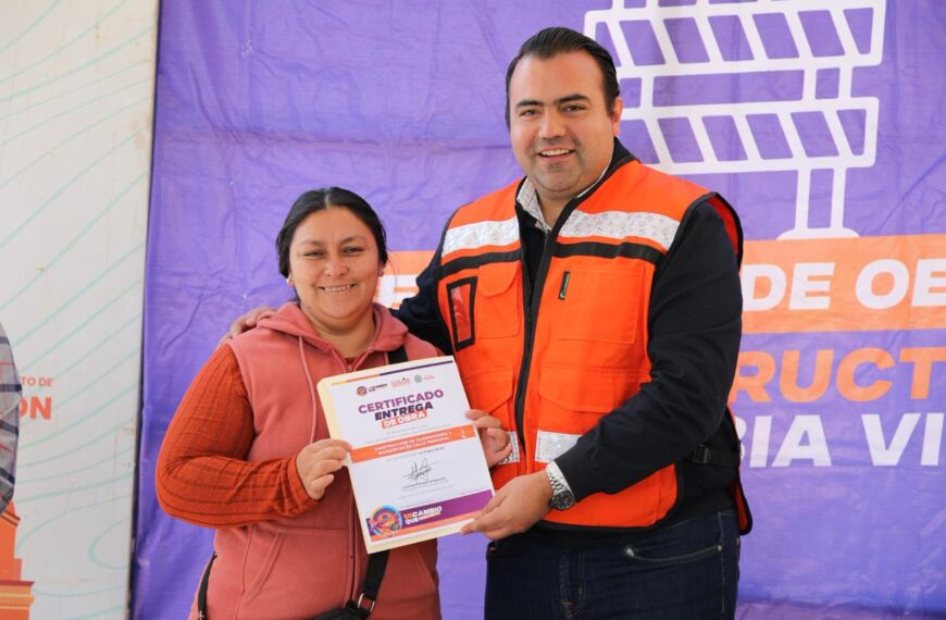 Entrega Gaspar Trueba Obra en La Esperanza