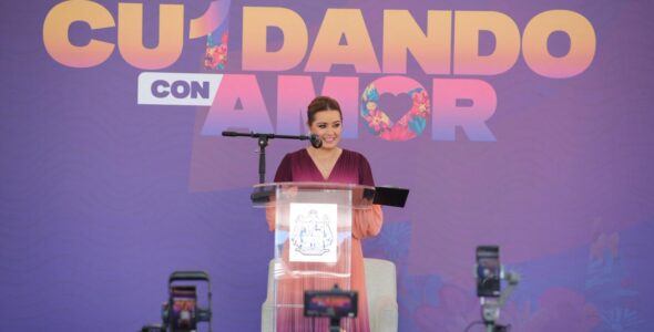 Elena Arreguín de la Torre, rinde su Primer Informe de Resultados “Cuidando con Amor”, al Frente del DIF Municipal de Colón