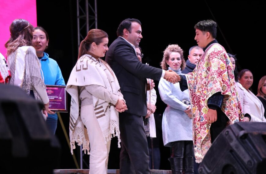 Inaugura Alcalde Gaspar Trueba Festival del Sarape Colón 2025 y 6to Concurso Nacional del Sarape