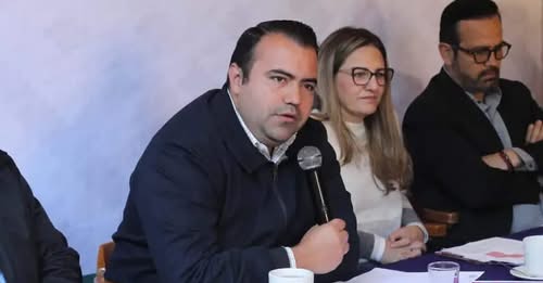 La LXI Legislatura del Estado de Querétaro aprobó el dictamen de las Propuestas de Tablas de Valores Unitarios de Suelo y Construcciones del Municipio de Colón, lo que permitirá al Gobierno de Alcalde Gaspar Trueba Moncada contar con un instrumento actualizado para la recaudación de impuestos y servicios públicos.