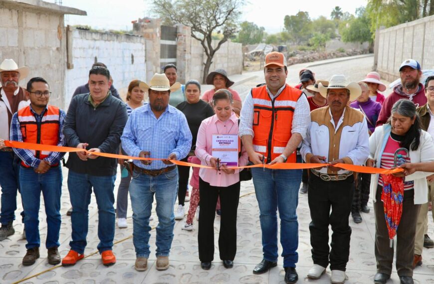 Urbanizan Calle en El Zamorano