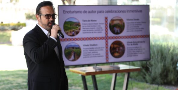 Representantes del Turismo de Romance de Querétaro se Reúnen en Colón