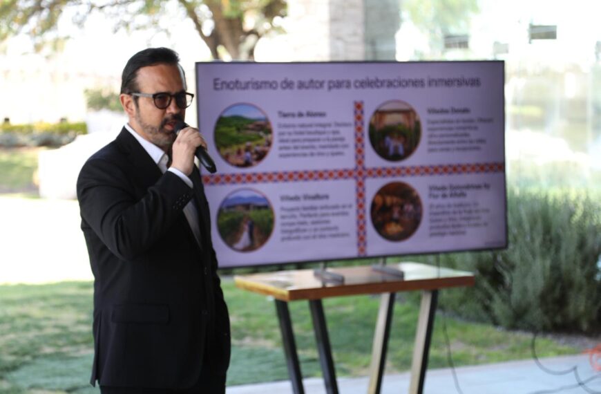 Representantes del Turismo de Romance de Querétaro se Reúnen en Colón