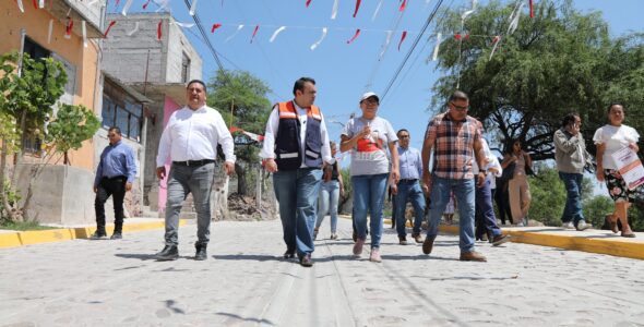 Alcalde Gaspar Trueba Aperturó la Urbanización de Calle en Las Crucitas