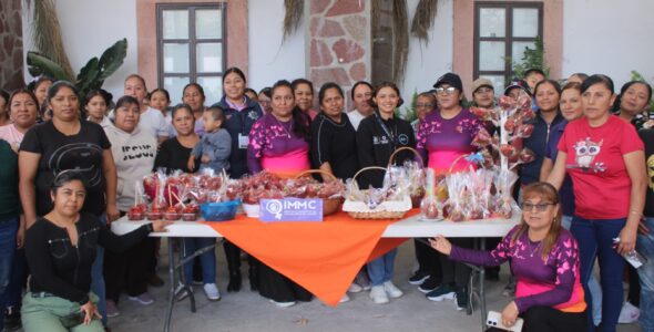 Impulsa Instituto de las Mujeres de Colón Taller de Repostería para Fomentar Autonomía