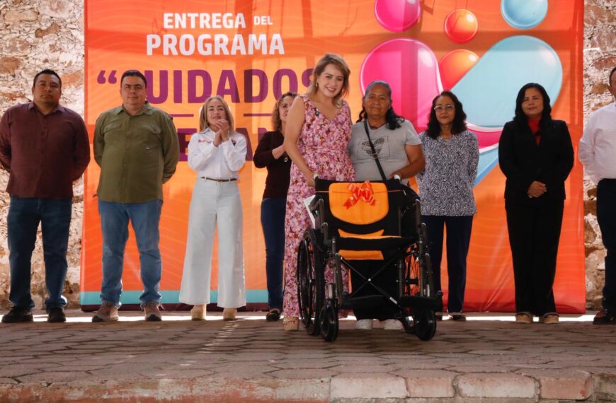 DIF Colón entrega 60 aparatos funcionales y 84 paquetes de pañales