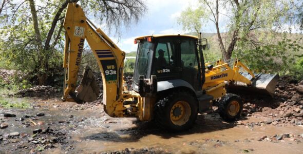 Realiza Administración Municipal de Gaspar Trueba Trabajos de Desazolve en Afluentes