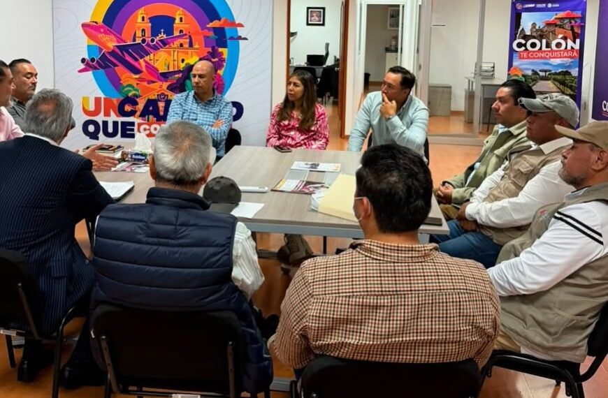 Impulsa Gaspar Trueba Gestión de Vivienda ante CONAVI para Familias de Colón