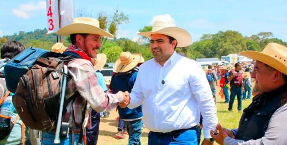 Acude Gaspar Trueba a un Encuentro con Peregrinos Colonenses