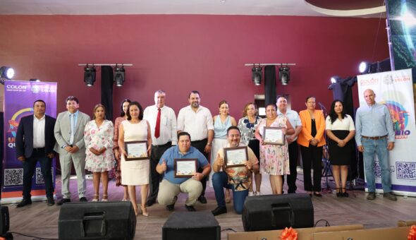 Celebra Gaspar Trueba Día del Maestro Colonense