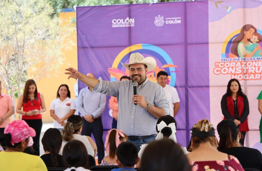 Continua Colón Festejando a Mamás en su Día